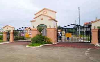 Classica Subdivision North Gate