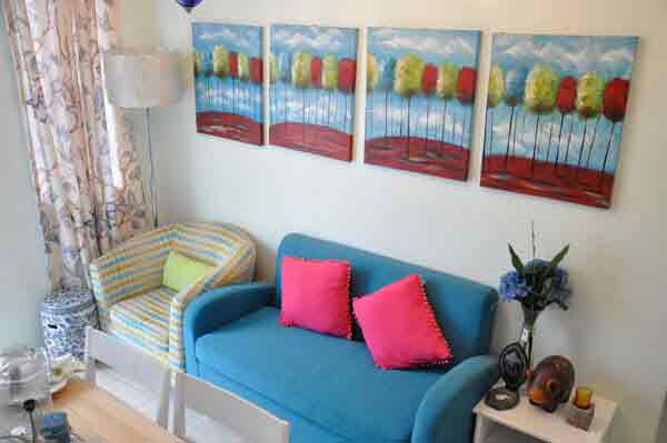 Bridgepointe Place - Iris Living Room