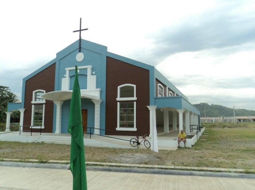 Deca Homes Esperanza - Church 