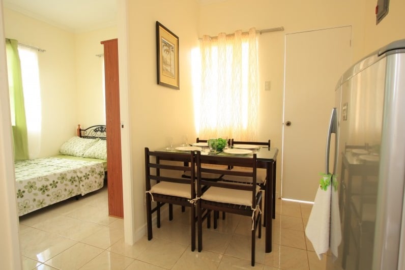 Golden Hills Sta.Maria - Dining and Bedroom