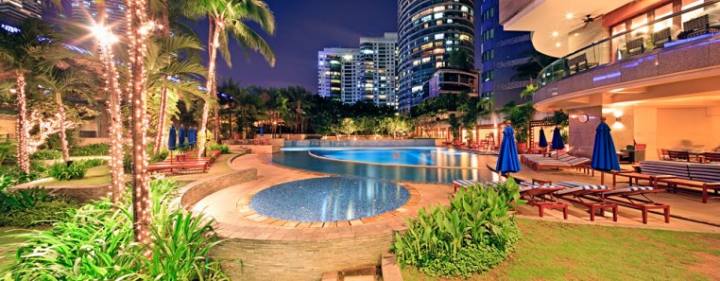 Amorsolo Square Makati - Swimming Pool 