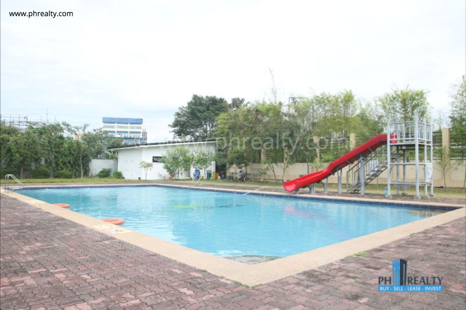 Araya Park Residences - Swimming Pool