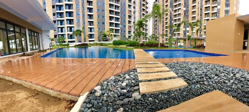 Azure Urban Resort Residences - Pool Area