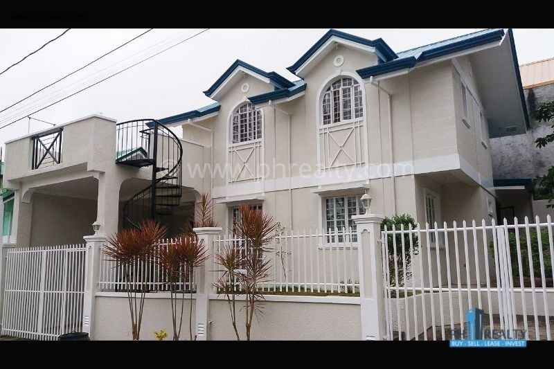 Sta. Rosa Heights Sta. Rosa Heights