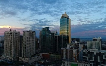 Grand Hyatt Manila Residences