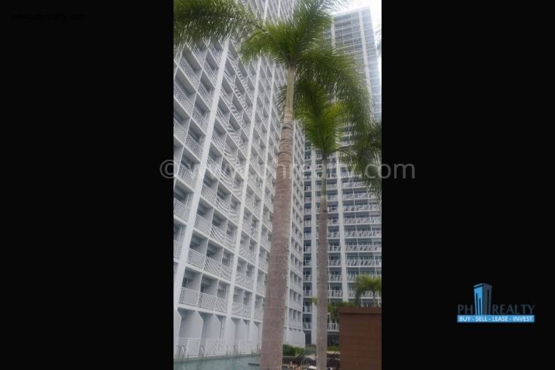 Breeze Residences Breeze Residences
